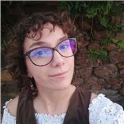 Hola soy una estudiante de la USAL. Busco un trabajo como profesora particular